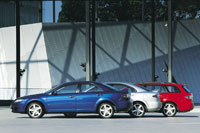 Mazda6: Первыми в продаже появятся седаны. Позже гамма кузовов пополнится хэтчбеком и универсалом. Кроме того, ожидается полноприводная версия