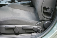 Opel Vectra: Пользоваться домкратами удобно