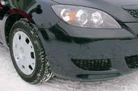 Mazda3: В базе Мазда 3 продается на стальных дисках с декоративными колпаками и без противотуманных фар