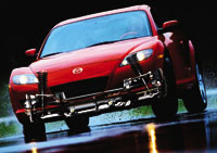 Mazda RX8: Передняя подвеска — двухрычажная, с алюминиевыми рычагами неравной длины (нижние — кованые)