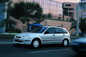 Mazda 323F 1.8i 16V Hatchback (1998-2000): технические характеристики, фото, отзывы